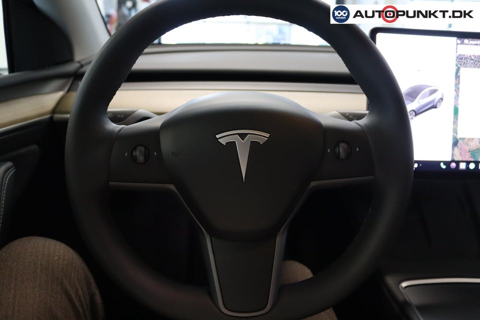 Tesla Model Y Long Range AWD 5d