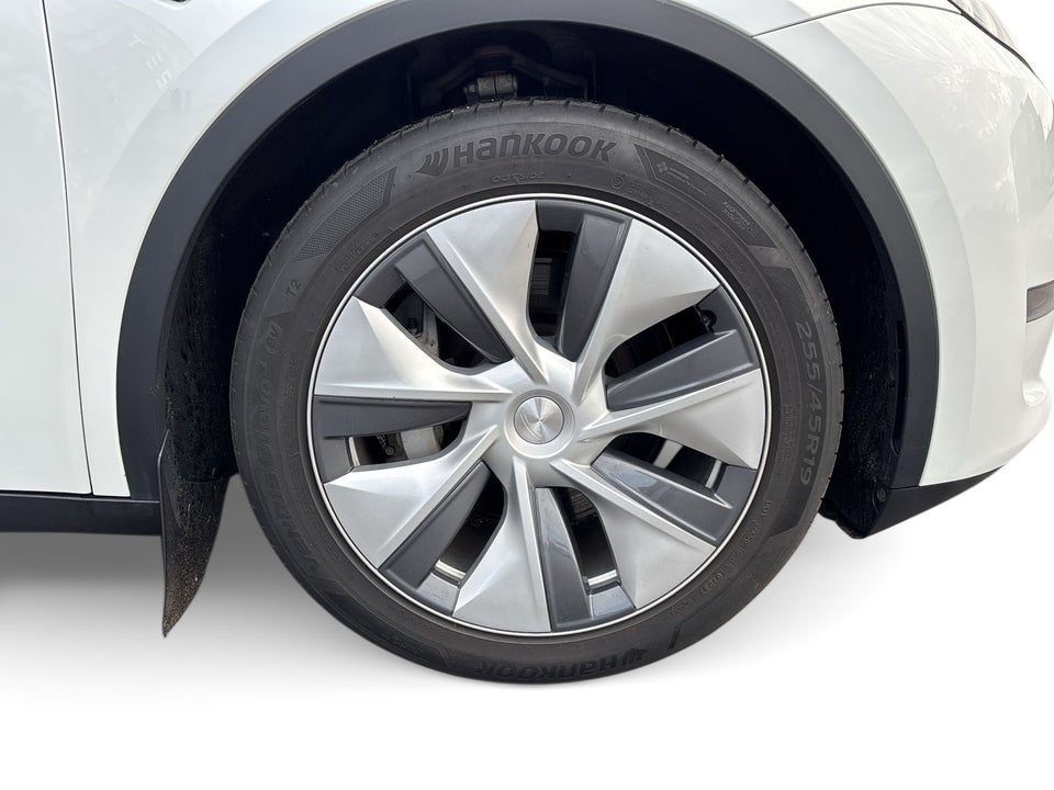 Tesla Model Y Long Range AWD 5d