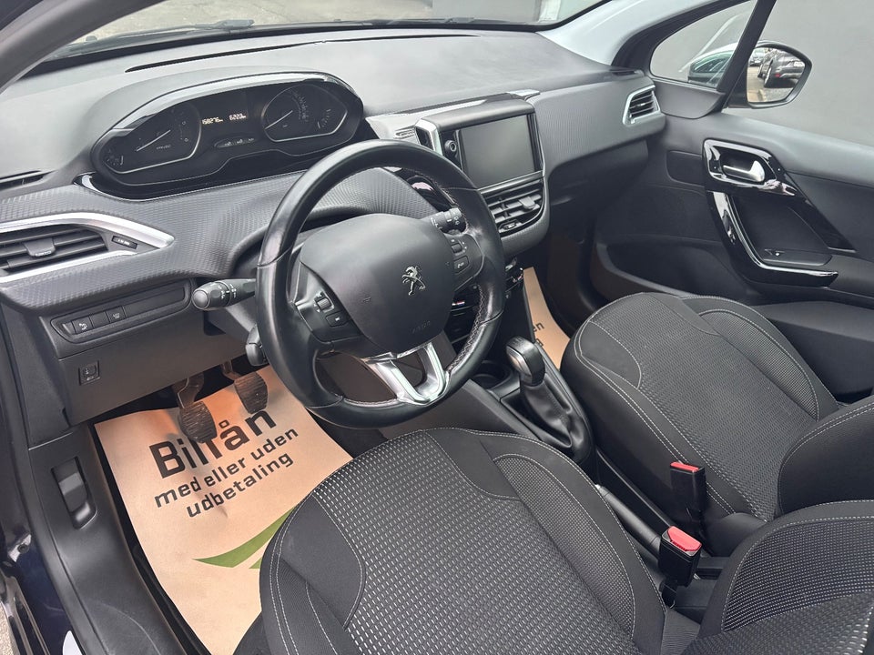 Peugeot 208 1,6 BlueHDi 100 Desire Sky 5d