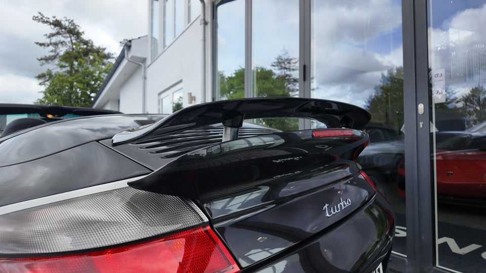Porsche 911 Turbo 3,6 Cabriolet 2d
