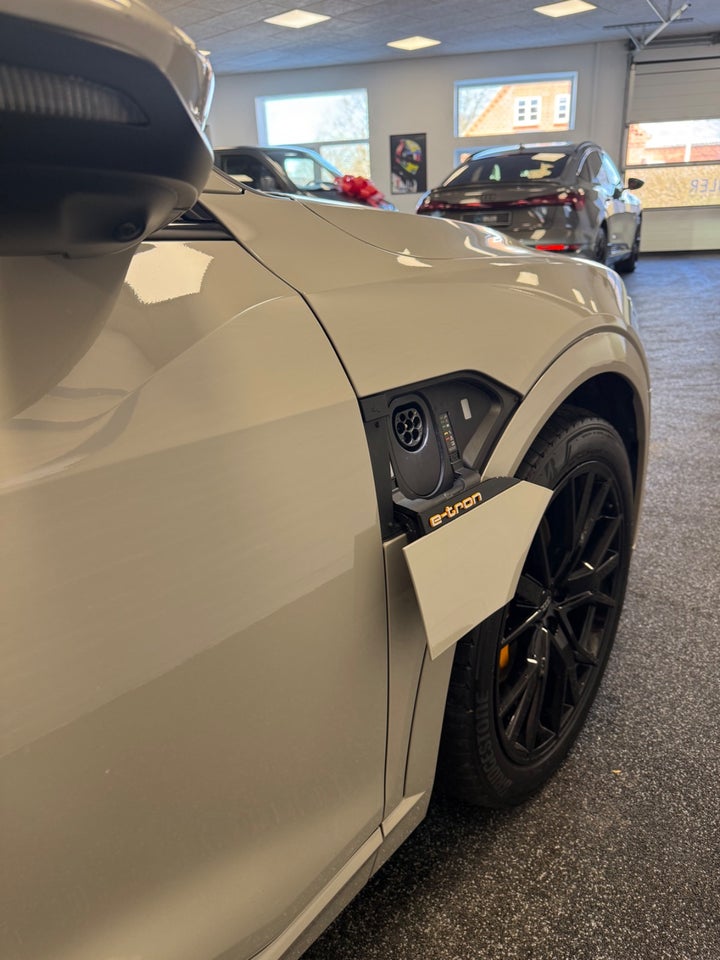 Audi e-tron 55 Black Edition S-line Sportback quattro 5d