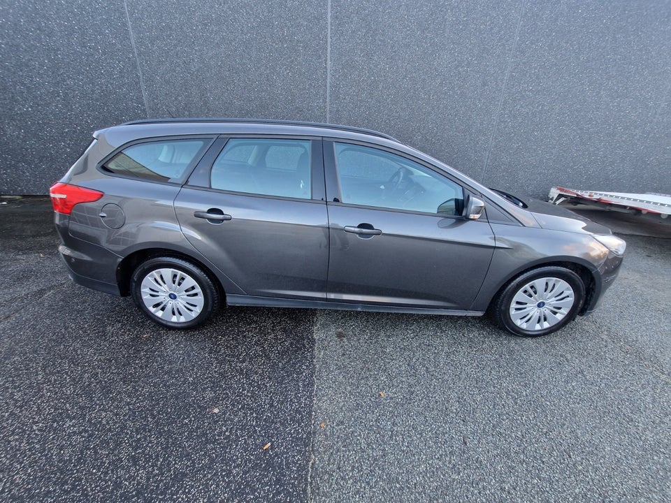 Ford Focus 1,5 TDCi 120 Titanium stc. aut. 5d