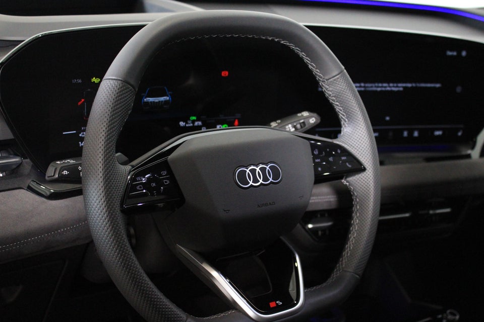 Audi Q6 e-tron S-line performance 5d