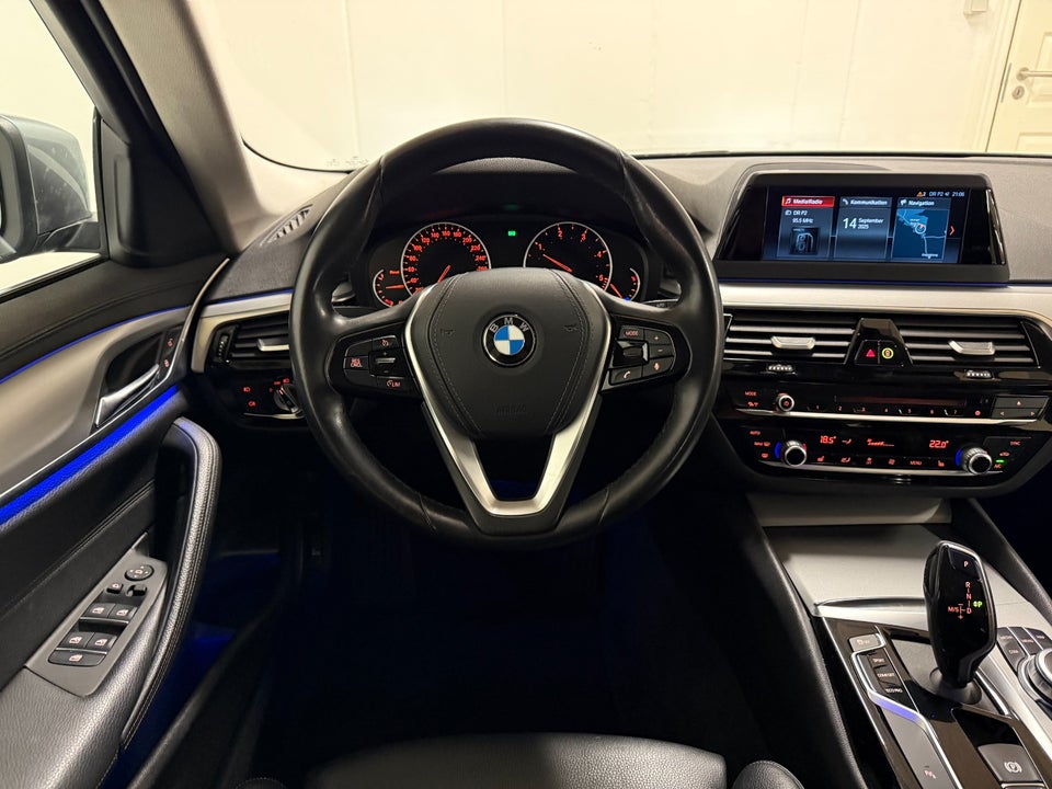 BMW 520d 2,0 Touring Connected aut. 5d