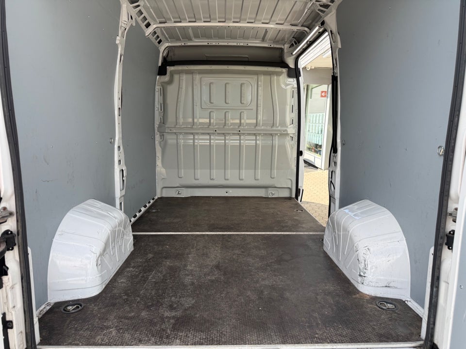 Citroën Jumper 33 2,2 BlueHDi 140 L2H2 FlexLine