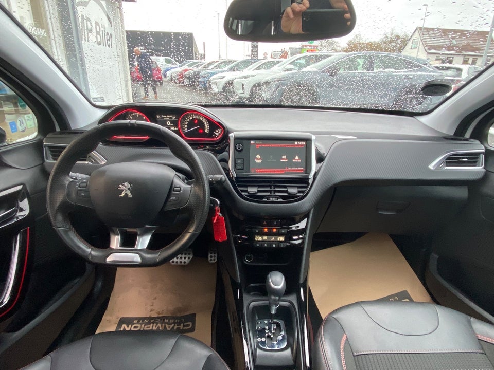 Peugeot 2008 1,5 BlueHDi 120 GT Line Sky EAT6 5d