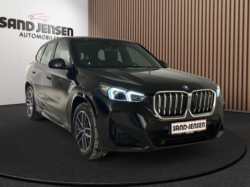 BMW iX1 xDrive30 M-Sport Premium 5d