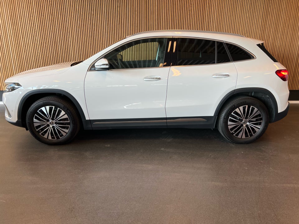 Mercedes EQA300 Electric Art 4Matic 5d