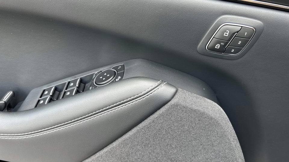 Ford Mustang Mach-E 98 Extended Range 5d