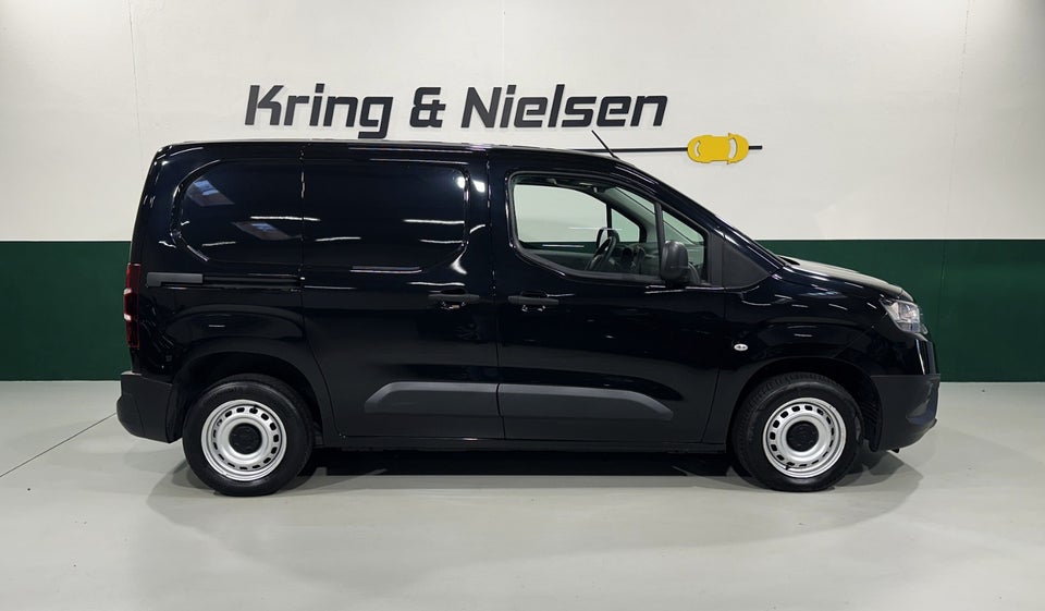 Toyota ProAce City 1,5 D 75 Medium Base 5d