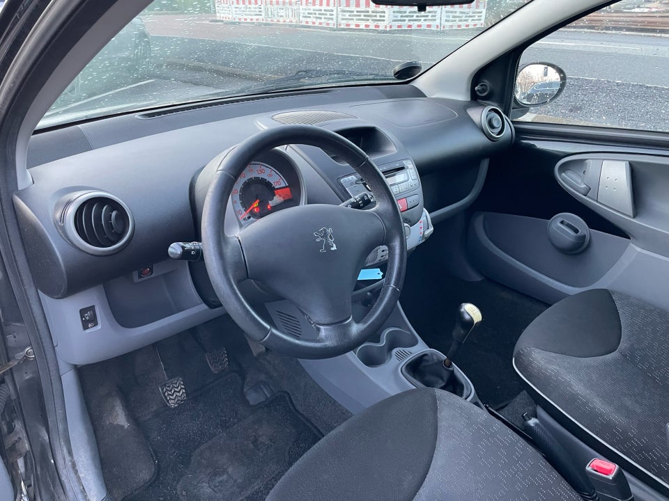 Peugeot 107 1,0 Active 5d