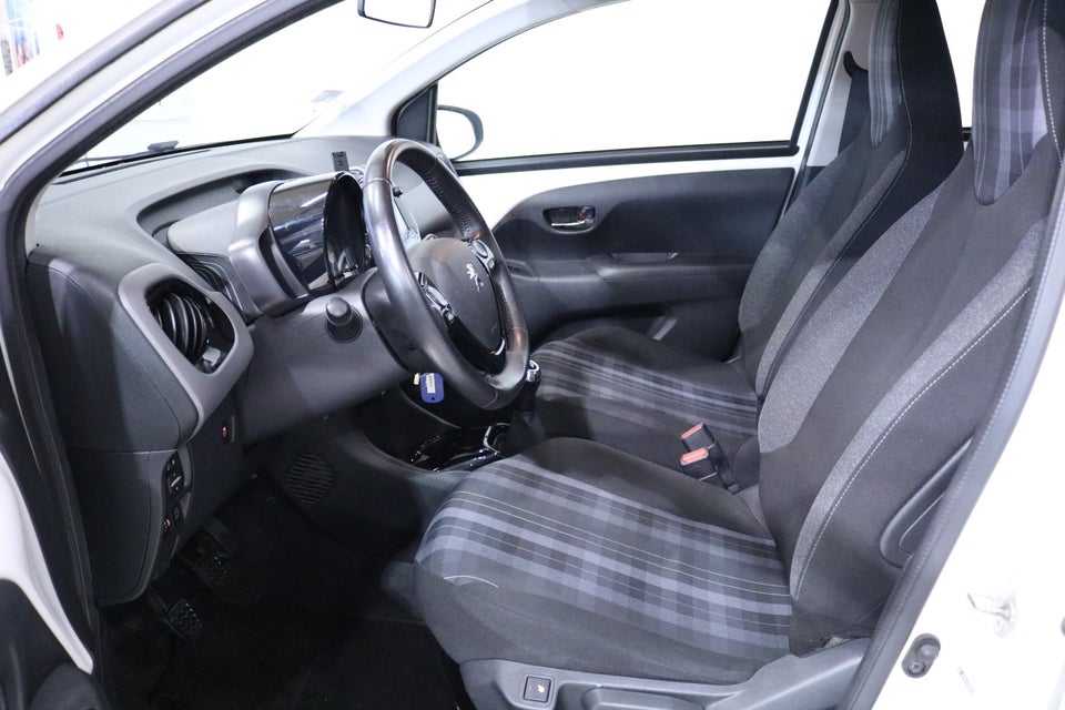 Peugeot 108 1,0 e-VTi 72 Allure+ 5d