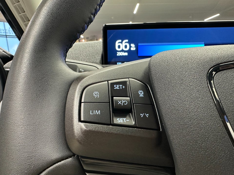 Ford Mustang Mach-E 75 Premium Standard Range 5d