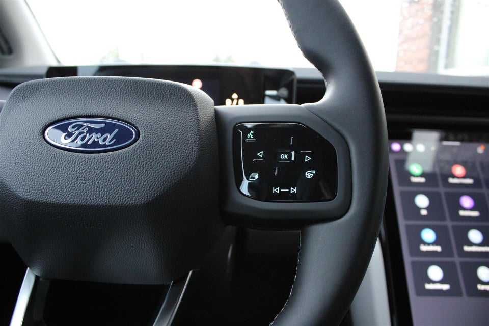 Ford Explorer 79 Select Extended Range 5d