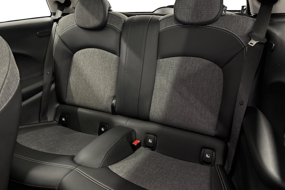 MINI Cooper SE Camden Edition 3d