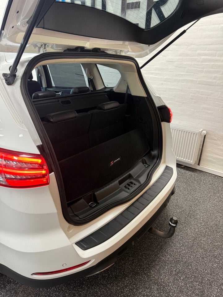 Ford S-MAX 2,0 TDCi 180 Titanium aut. 7prs 5d