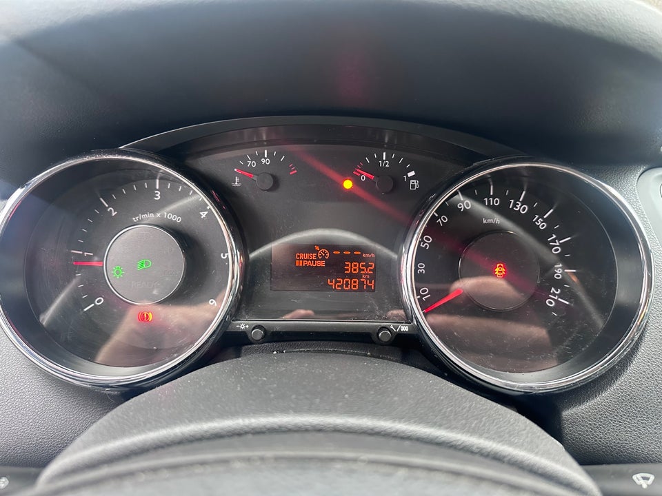 Peugeot 5008 1,6 HDi 110 Premium 7prs 5d