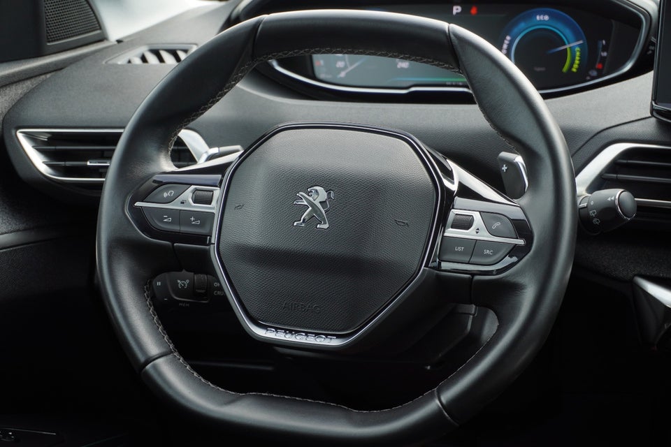 Peugeot 3008 1,6 Hybrid Allure Pack EAT8 5d