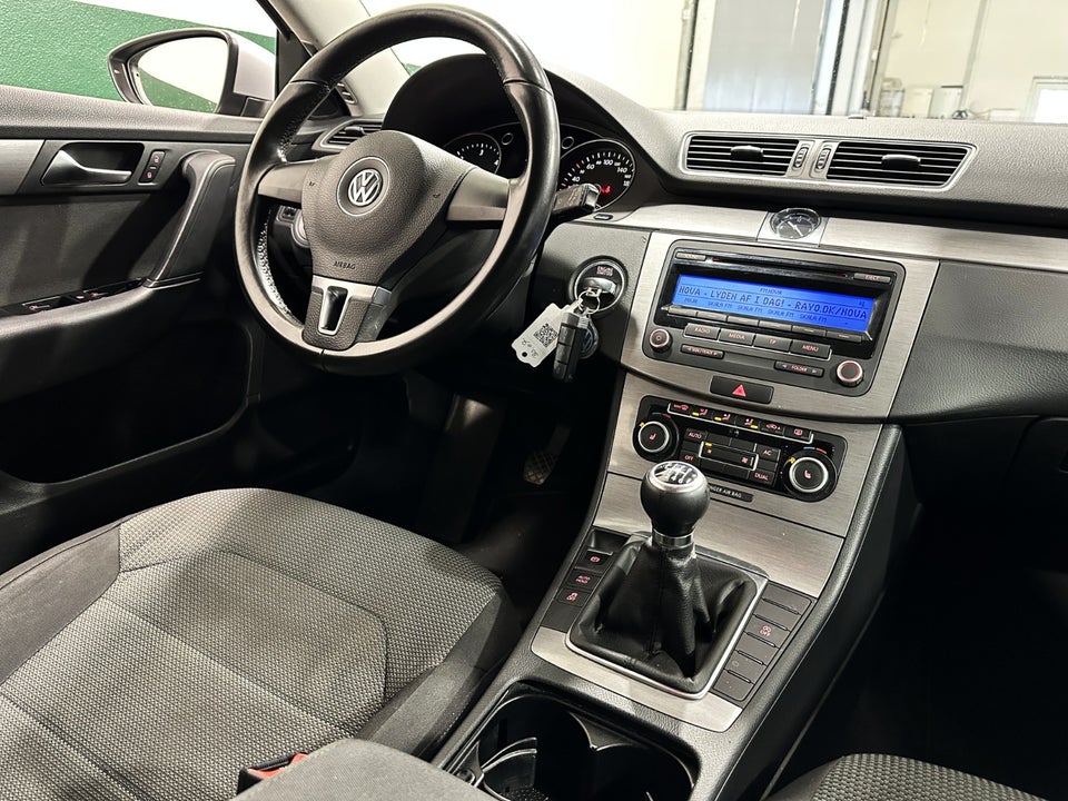 VW Passat 1,6 TDi 105 Comfortline Variant BMT 5d