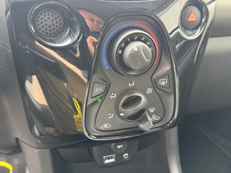 Peugeot 108 1,0 e-VTi 69 Active TOP! 5d