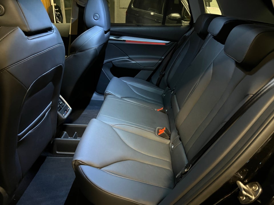 Skoda Elroq 85 iV Lodge Maxx 5d