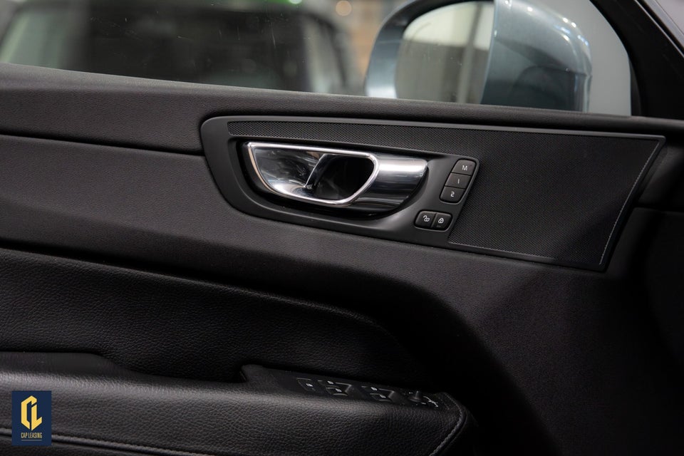 Volvo XC60 2,0 T8 407 Inscription aut. AWD 5d