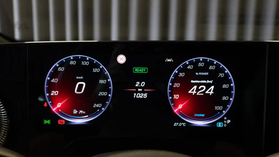 Mercedes CLA250+ EQ AMG Advance Plus 4d