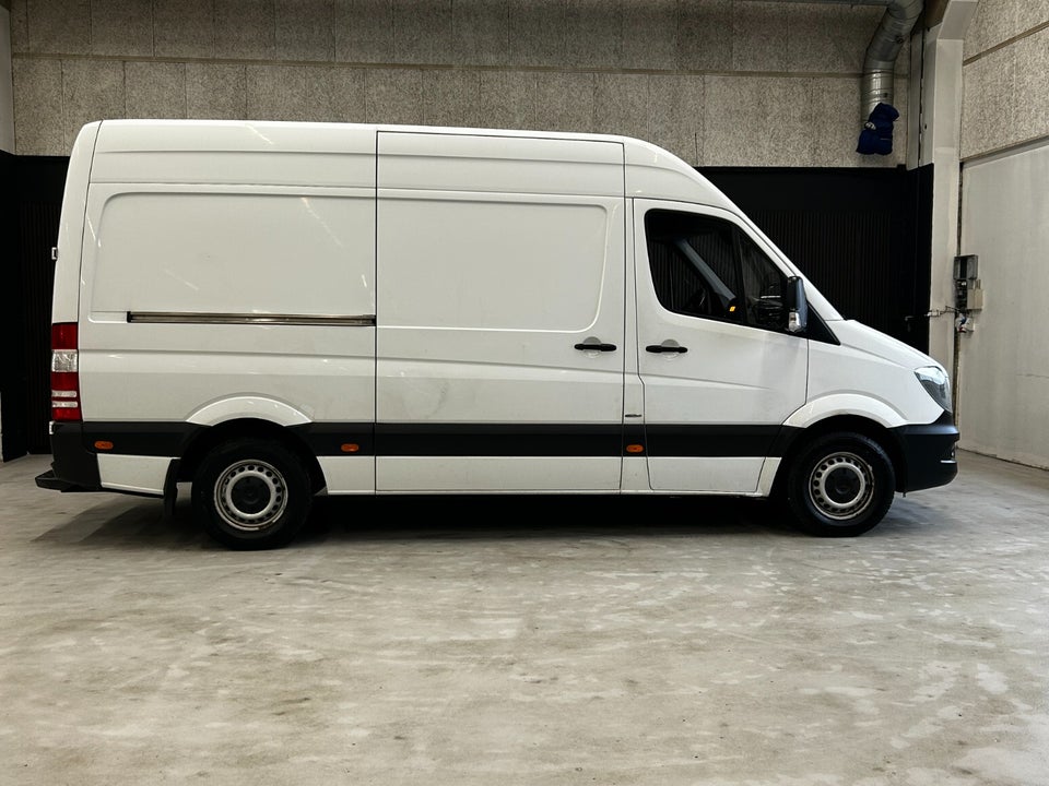 Mercedes Sprinter 316 2,2 CDi R3L Kassevogn 5d