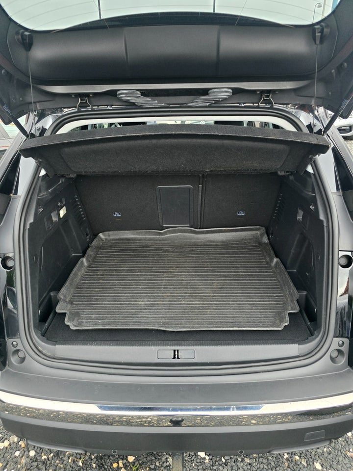 Peugeot 3008 2,0 BlueHDi 150 Allure 5d