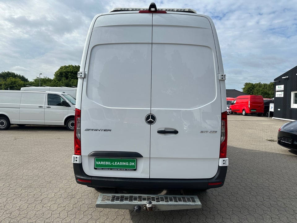 Mercedes Sprinter 317 2,0 CDi A2 Kassevogn aut. RWD