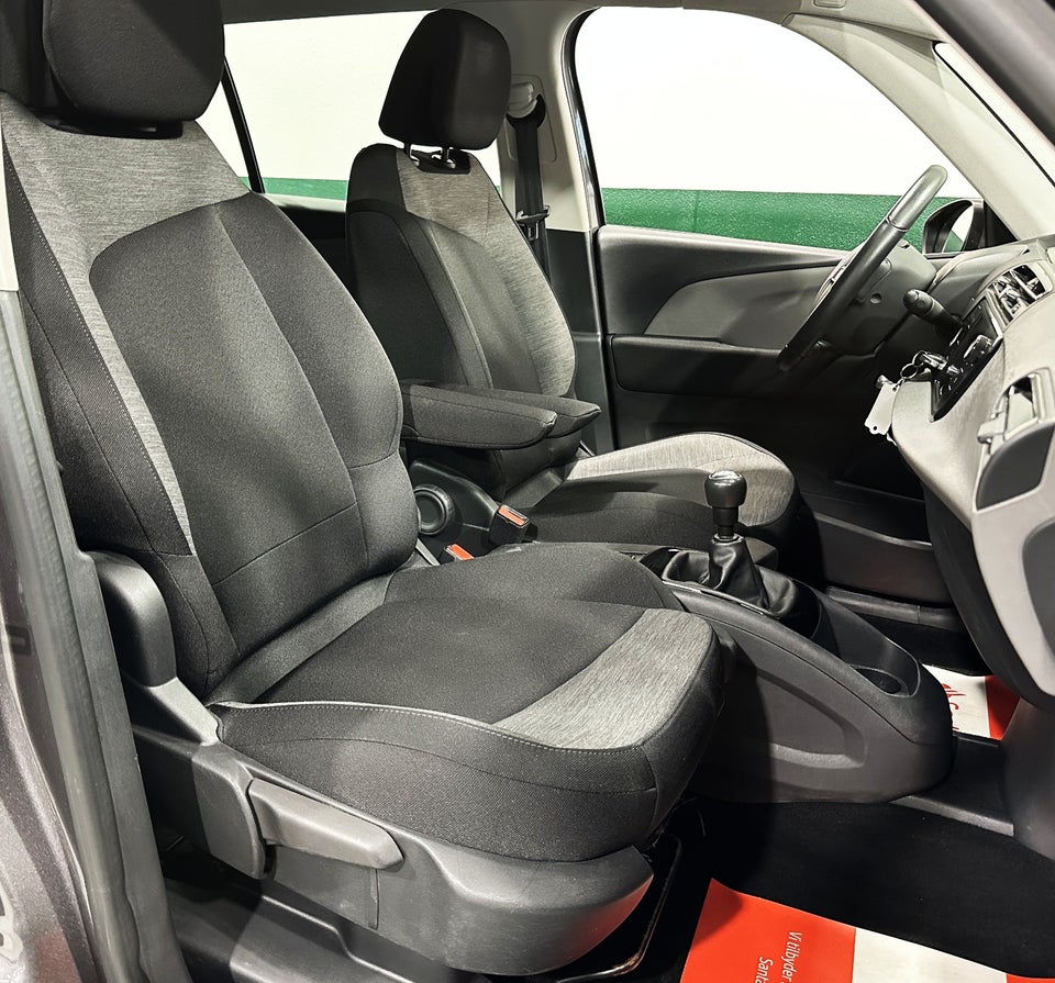 Citroën Grand C4 Picasso 1,6 BlueHDi 120 Cool 7prs 5d