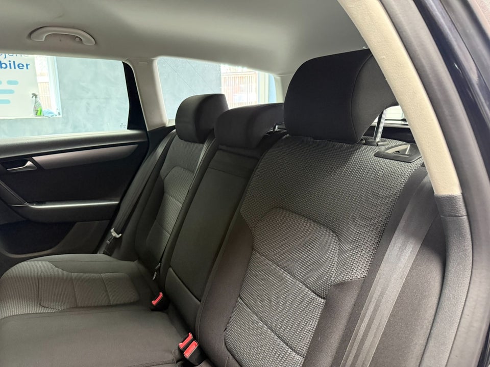 VW Passat 2,0 TDi 140 Comfortline Variant DSG BM 5d