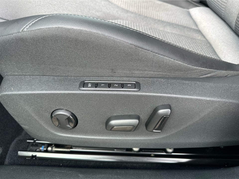 Skoda Enyaq 80 iV Loft 5d