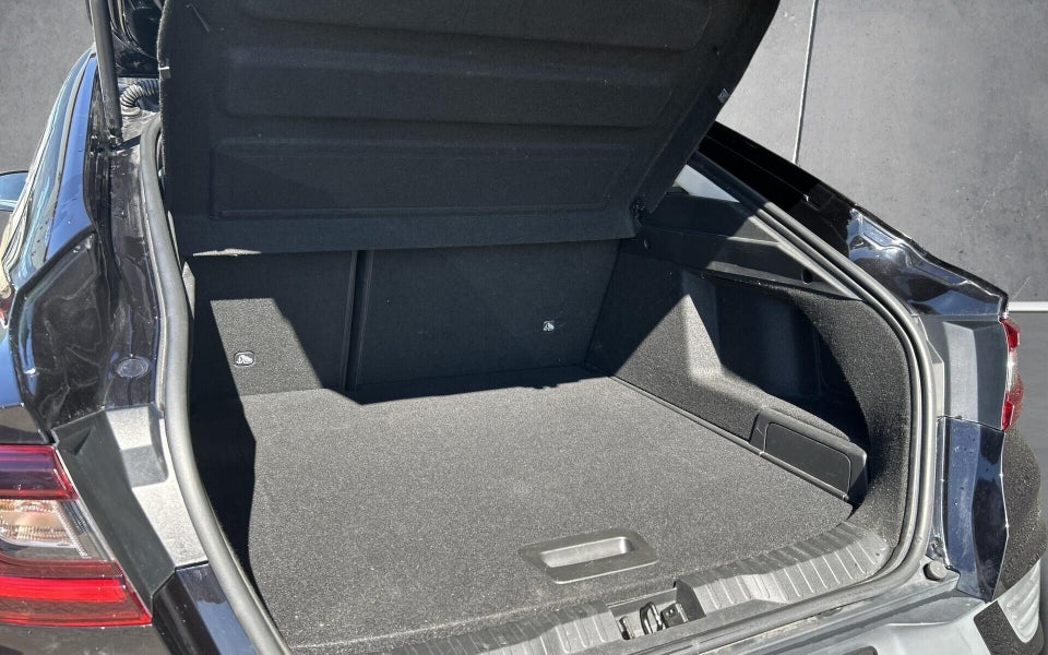 Renault Arkana 1,6 E-Tech Intens 5d