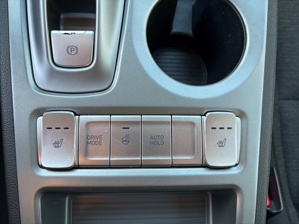 Hyundai Kona 64 EV Essential 5d