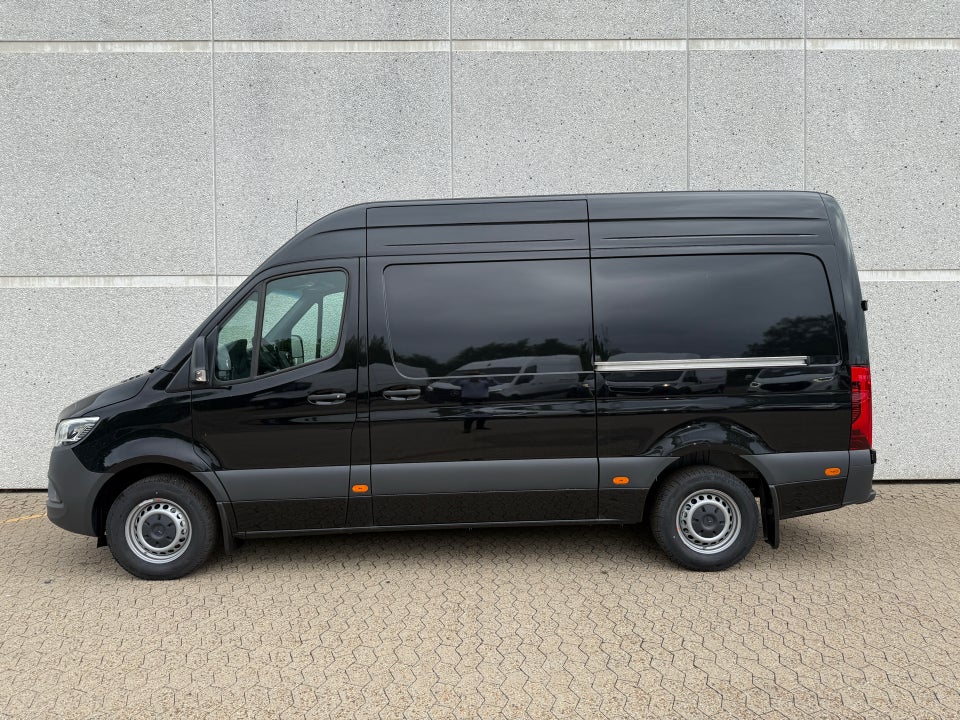 Mercedes Sprinter 317 2,0 CDi A2 Kassevogn SELECT RWD