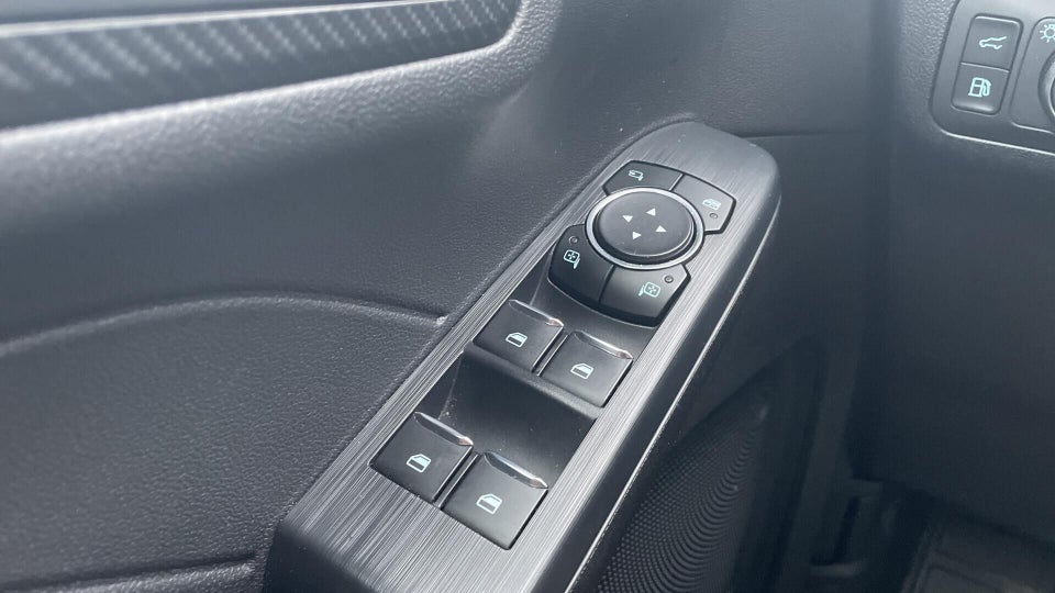 Ford Kuga 2,5 PHEV ST-Line X CVT 5d