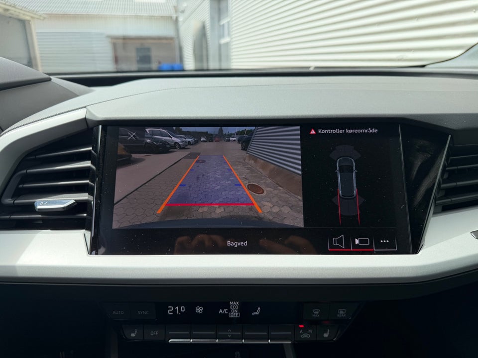 Audi Q4 e-tron 40  5d