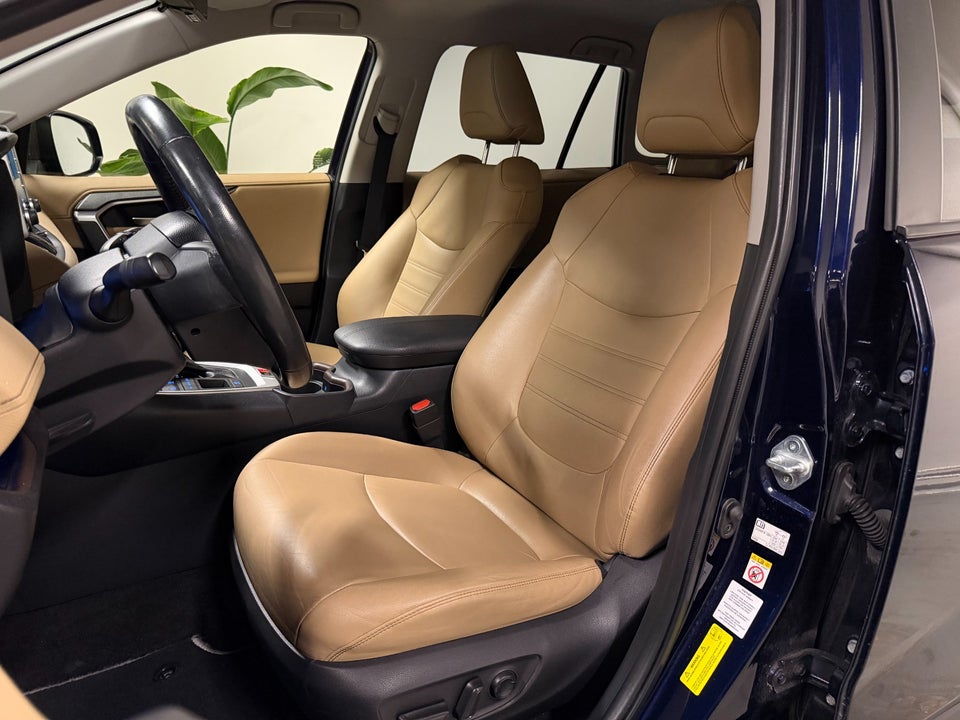 Toyota RAV4 2,5 Hybrid H4 MDS 5d