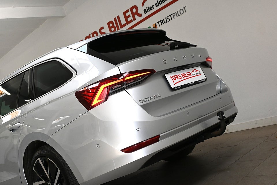 Skoda Octavia 1,4 TSi iV First Edition Combi DSG 5d