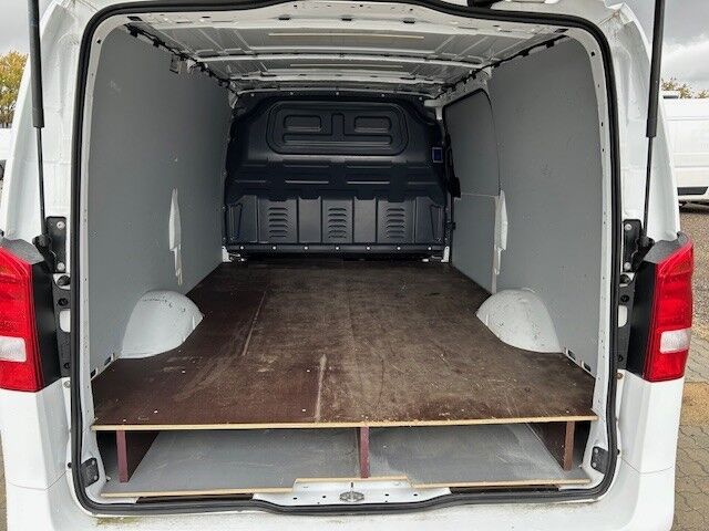 Mercedes Vito 114 2,0 CDi Kassevogn aut. L RWD