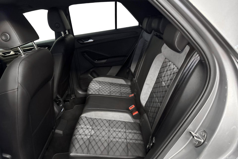 VW T-Roc 1,5 TSi 150 R-line DSG 5d