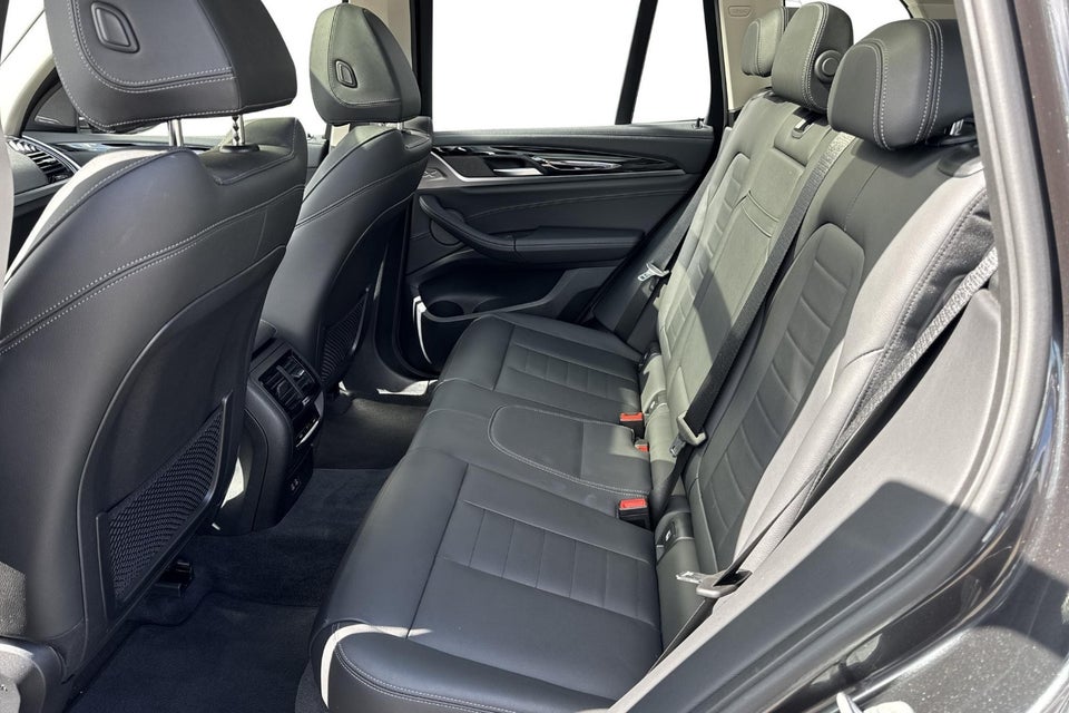 BMW iX3 Charged Plus 5d