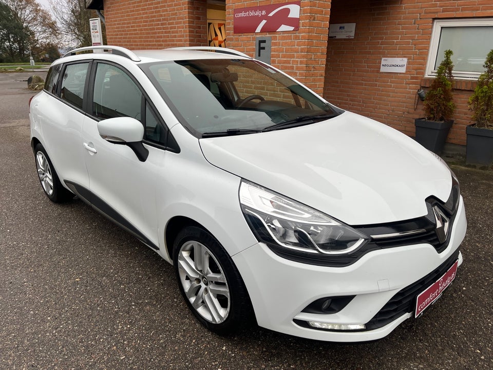 Renault Clio IV 1,5 dCi 90 Zen Sport Tourer 5d