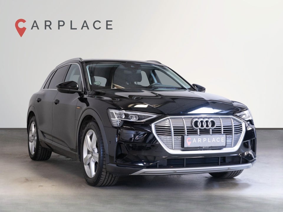 Audi e-tron 55 quattro 5d