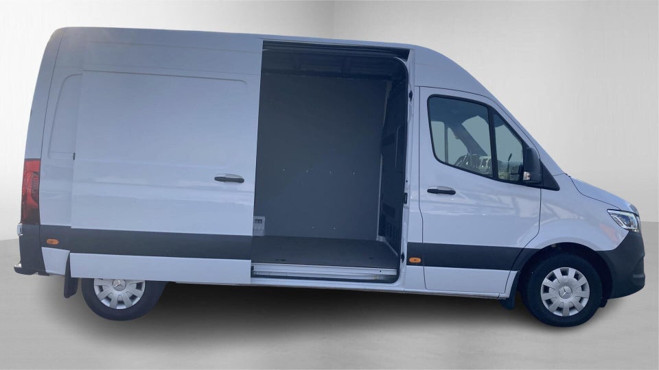 Mercedes Sprinter 215 2,0 CDi A2 Kassevogn aut. FWD