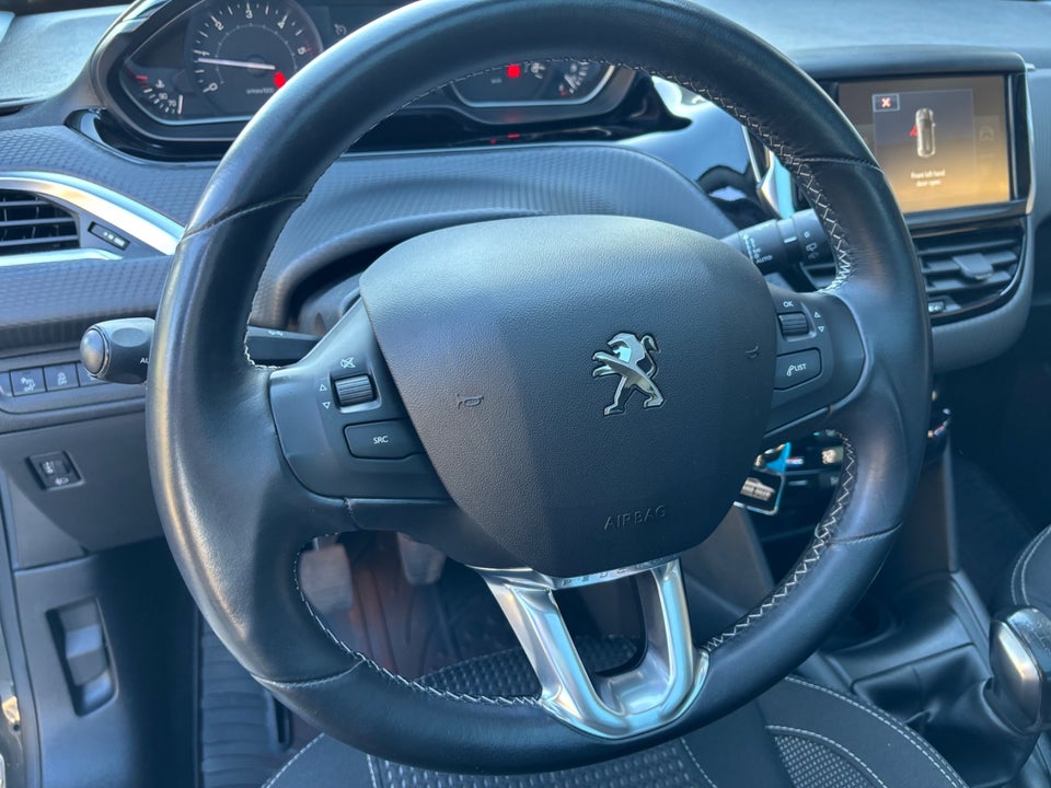 Peugeot 208 1,6 BlueHDi 100 Allure Sky 5d