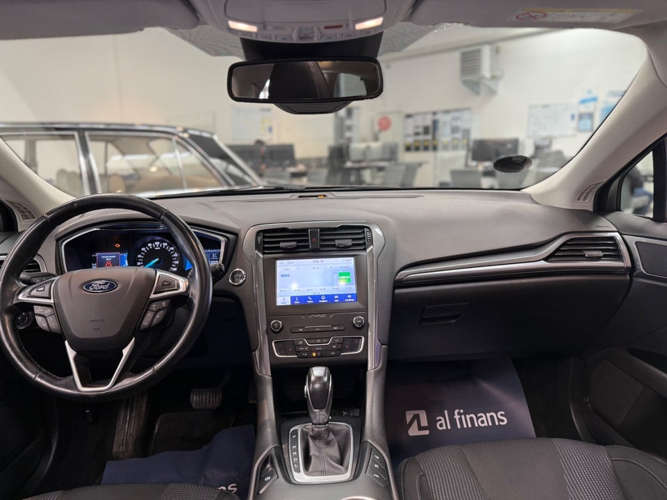 Ford Mondeo 2,0 HEV Titanium stc. CVT 5d