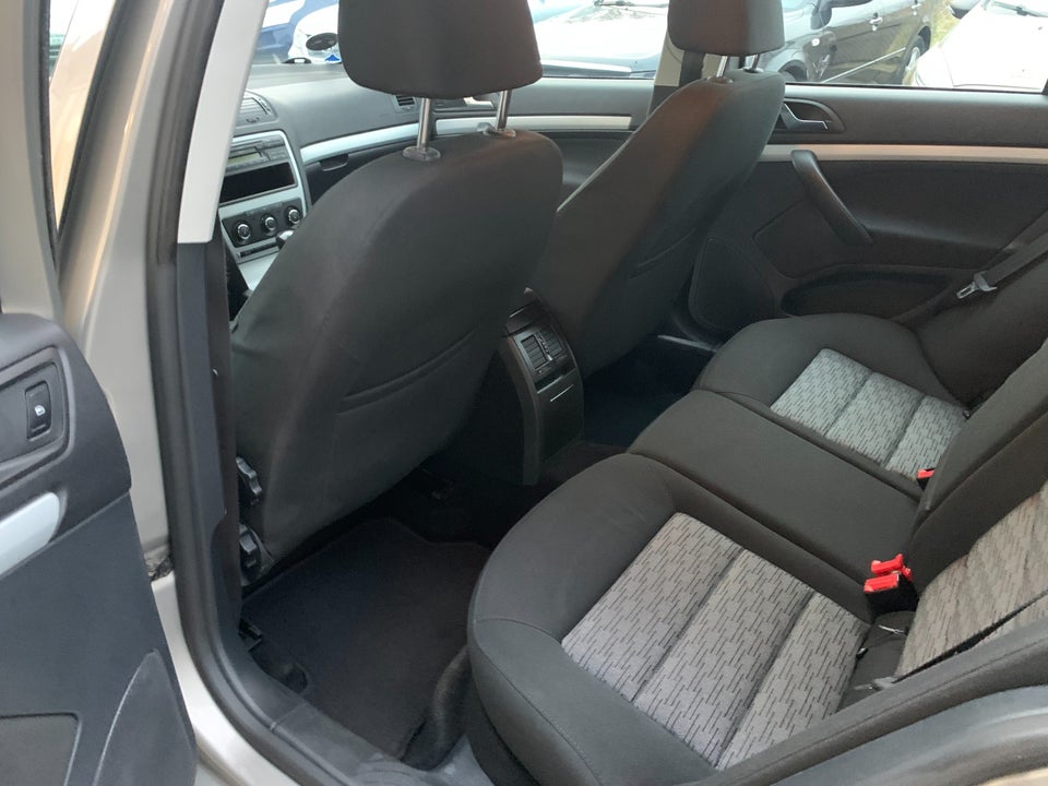 Skoda Octavia 1,4 TSi 122 Ambiente Combi 5d