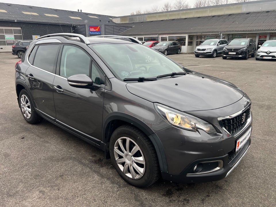 Peugeot 2008 1,6 BlueHDi 100 Allure Sky 5d
